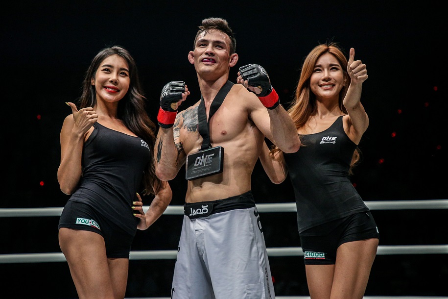 Jonathan Haggerty trở thành nhà tân vô địch ONE SUPER SERIES
